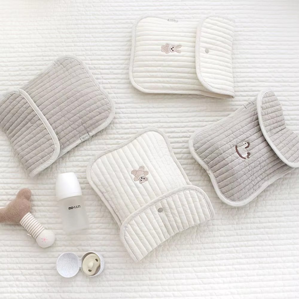 Baby Nursery Organization Ideas - Torba dla mamy z haftem misia,