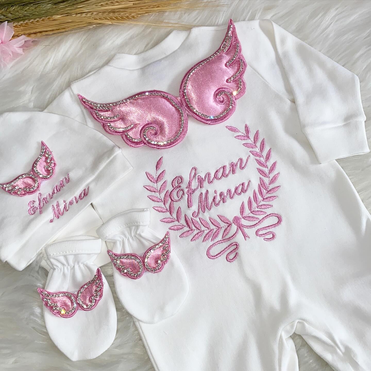 Lalki 3 szt. Haftowana nazwa N – Baby Nursery Outfits recenzja i cena